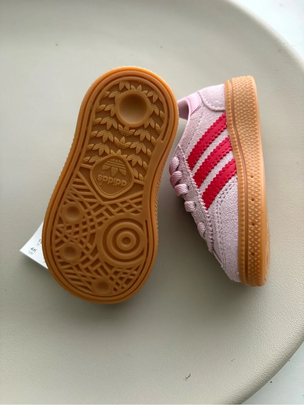 adidas low top
